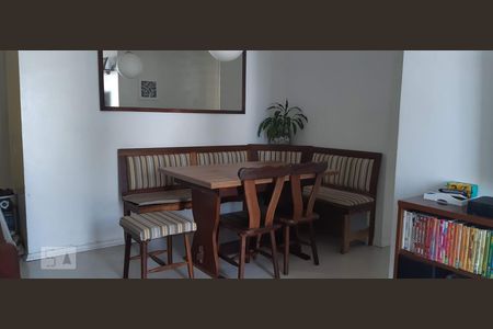 Apartamento à venda com 63m², 3 quartos e 1 vaga Apartamento à venda com 63m², 3 quartos e 1 vagaSala