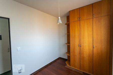 Apartamento à venda com 3 quartos, 68m² em Sagrada Família, Belo Horizonte