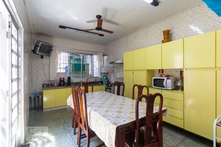 Apartamento à venda com 80m², 2 quartos e 1 vagaCozinha