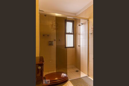 Apartamento à venda com 240m², 4 quartos e 3 vagasBanheiro da Suíte 3