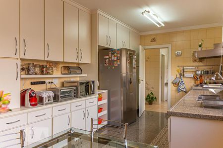 Apartamento à venda com 240m², 4 quartos e 3 vagasCozinha