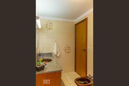 Apartamento à venda com 240m², 4 quartos e 3 vagasBanheiro da Suíte 3