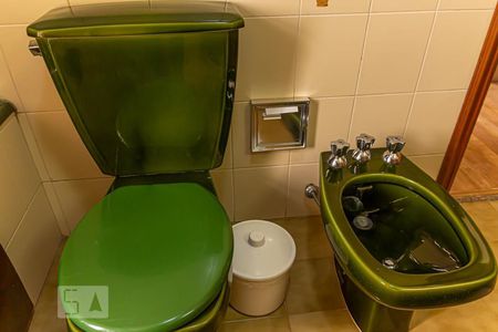 Apartamento à venda com 240m², 4 quartos e 3 vagasBanheiro da Suíte 2