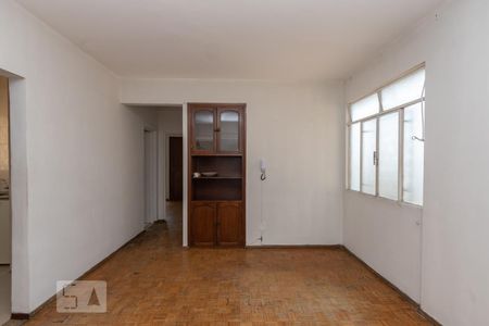 Sala de Apartamento com 2 quartos, 59m² São João Batista