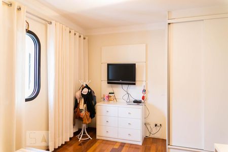 Apartamento à venda com 250m², 4 quartos e 3 vagasSuíte 1