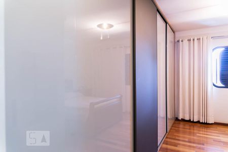 Apartamento à venda com 250m², 4 quartos e 3 vagasSuíte 2