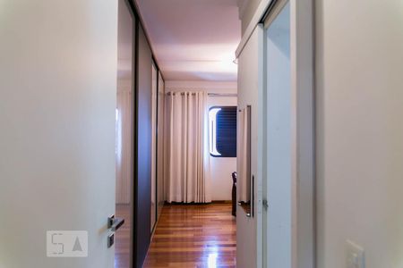 Apartamento à venda com 250m², 4 quartos e 3 vagasSuíte 2