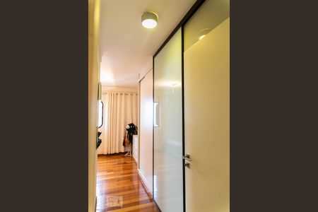 Apartamento à venda com 250m², 4 quartos e 3 vagasSuíte 1