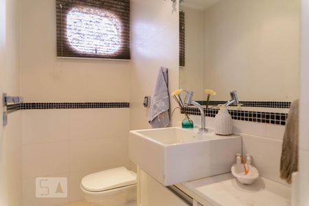 Apartamento à venda com 250m², 4 quartos e 3 vagasLavabo