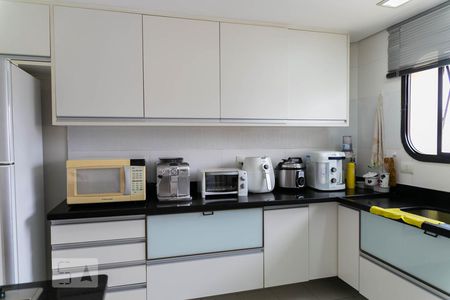 Apartamento à venda com 250m², 4 quartos e 3 vagasCozinha