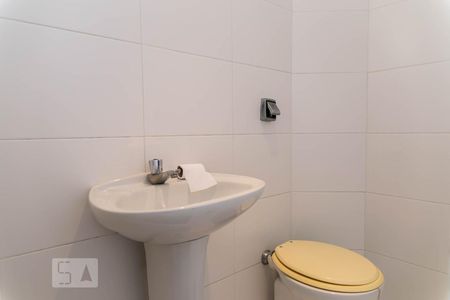 Apartamento à venda com 250m², 4 quartos e 3 vagasBanheiro de Serviço