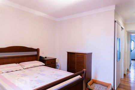 Apartamento à venda com 250m², 4 quartos e 3 vagasSuíte 2