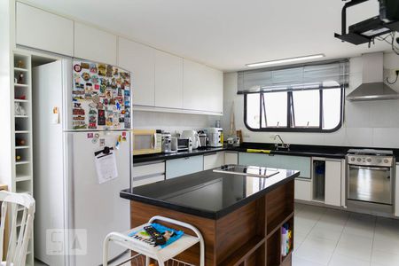 Apartamento à venda com 250m², 4 quartos e 3 vagasCozinha