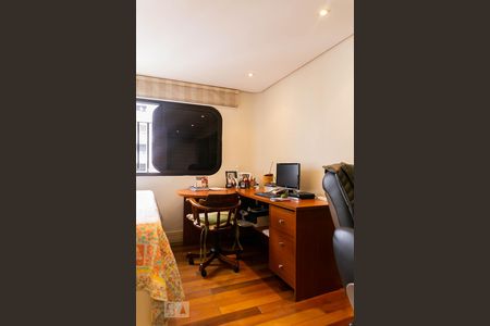 Apartamento à venda com 250m², 4 quartos e 3 vagasQuarto 1