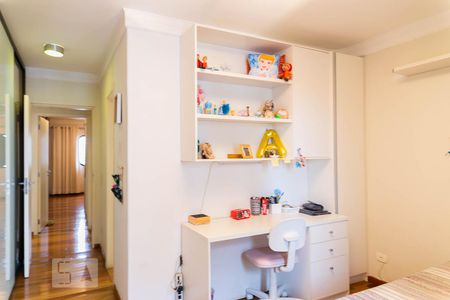 Apartamento à venda com 250m², 4 quartos e 3 vagasSuíte 1