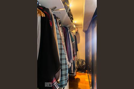 Apartamento à venda com 250m², 4 quartos e 3 vagasQuarto 2