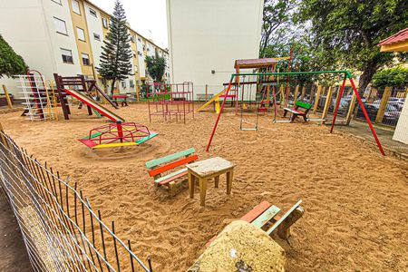 Apartamento à venda com 42m², 2 quartos e sem vagaÁrea Comum - Playground