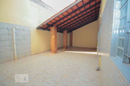 Casa para alugar com 200m², 3 quartos e 4 vagas Casa para alugar com 200m², 3 quartos e 4 vagasÁrea comum