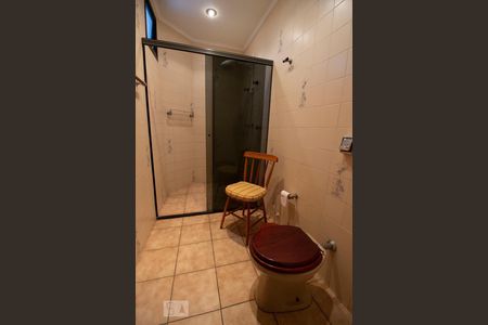 Apartamento para alugar com 211m², 3 quartos e 2 vagasBanheiro