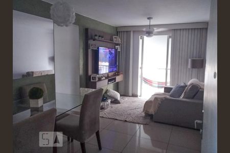 Sala de apartamento para alugar com 2 quartos, 50m² em Taquara, Rio de Janeiro