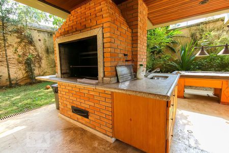 Casa à venda com 1118m², 4 quartos e 8 vagasChurrasqueira