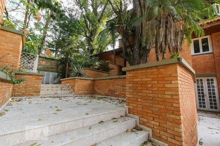 Casa à venda com 1118m², 4 quartos e 8 vagasFachada