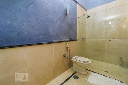 Casa à venda com 1118m², 4 quartos e 8 vagasBanheiro da Suíte 2