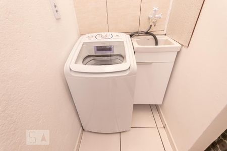 Casa para alugar com 45m², 2 quartos e sem vagaÁrea de serviço