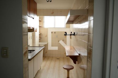 Apartamento para alugar com 57m², 2 quartos e sem vaga Apartamento para alugar com 57m², 2 quartos e sem vagaCozinha