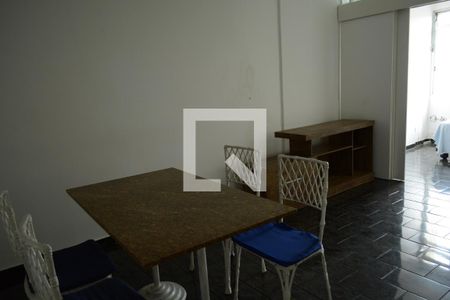 Apartamento para alugar com 57m², 2 quartos e sem vaga Apartamento para alugar com 57m², 2 quartos e sem vagaSala
