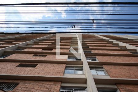 Apartamento para alugar com 57m², 2 quartos e sem vaga Apartamento para alugar com 57m², 2 quartos e sem vagaFachada