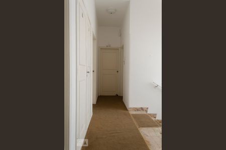 Casa à venda com 700m², 4 quartos e 1 vagaCorredor