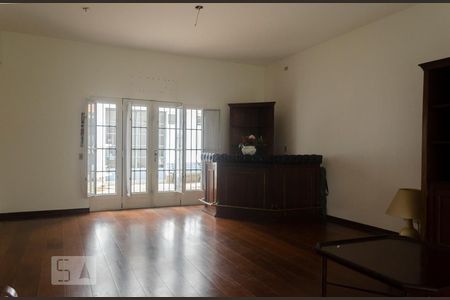 Casa à venda com 700m², 4 quartos e 1 vagaSala 4