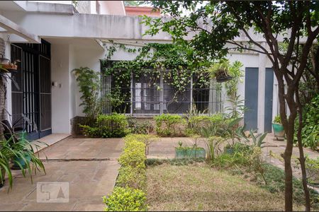 Casa à venda com 700m², 4 quartos e 1 vagaHall