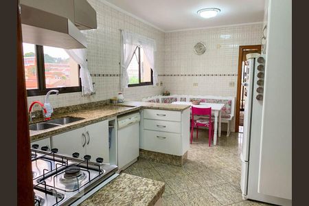 Apartamento à venda com 200m², 4 quartos e 3 vagasCozinha