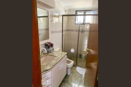 Apartamento à venda com 200m², 4 quartos e 3 vagasBanheiro 3