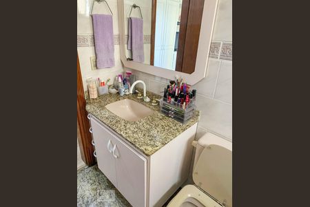 Apartamento à venda com 200m², 4 quartos e 3 vagasBanheiro 3