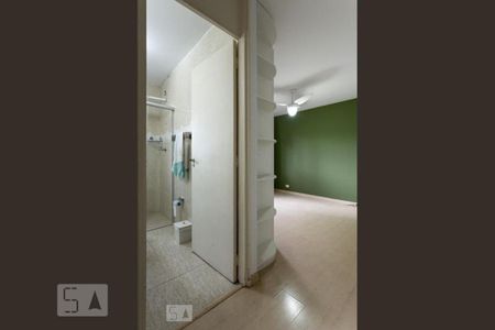 Apartamento à venda com 105m², 2 quartos e 1 vaga Apartamento à venda com 105m², 2 quartos e 1 vagaBanheiro