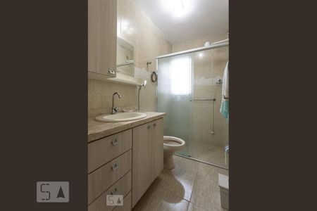 Apartamento à venda com 105m², 2 quartos e 1 vaga Apartamento à venda com 105m², 2 quartos e 1 vagaBanheiro
