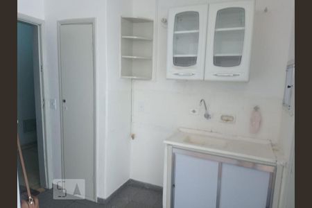 Cozinha de kitnet/studio à venda com 1 quarto, 37m² em Centro, Campinas