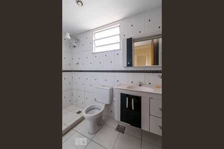 Banheiro de casa à venda com 2 quartos, 60m² em Olaria, Rio de Janeiro