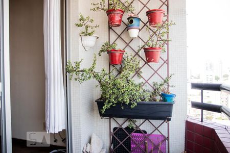 Apartamento para alugar com 58m², 2 quartos e 1 vaga Apartamento para alugar com 58m², 2 quartos e 1 vagaVaranda