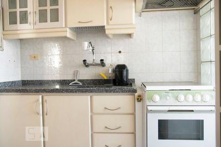 Apartamento para alugar com 58m², 2 quartos e 1 vaga Apartamento para alugar com 58m², 2 quartos e 1 vagaCozinha - Armários