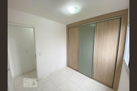 Quarto 1 de apartamento para alugar com 2 quartos, 52m² em Vila Bela, São Paulo