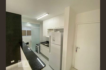 Cozinha de apartamento para alugar com 2 quartos, 52m² em Vila Bela, São Paulo