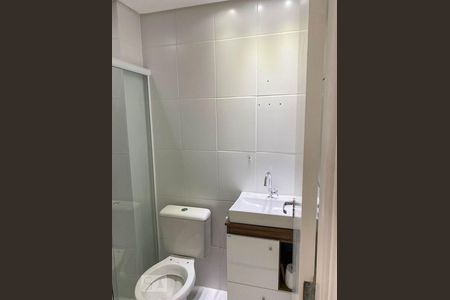 Banheiro 1 de apartamento para alugar com 2 quartos, 52m² em Vila Bela, São Paulo