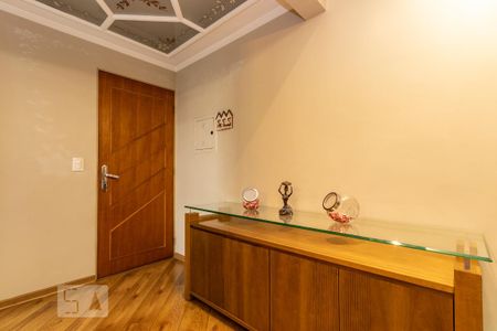 Apartamento à venda com 79m², 3 quartos e 1 vaga Apartamento à venda com 79m², 3 quartos e 1 vagaHall de entrada