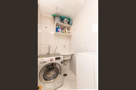 Apartamento à venda com 79m², 3 quartos e 1 vaga Apartamento à venda com 79m², 3 quartos e 1 vagaÁrea de serviço