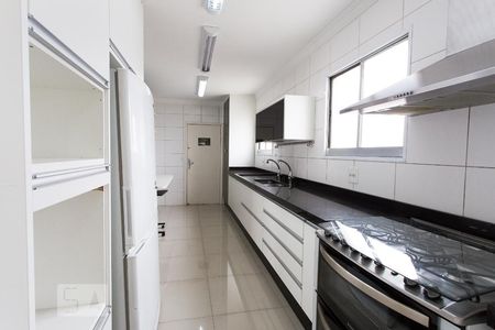 Apartamento para alugar com 168m², 4 quartos e 3 vagasCozinha