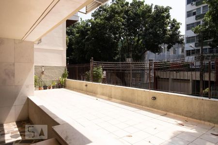 Apartamento para alugar com 163m², 4 quartos e 2 vagasÁrea Comum - Playground